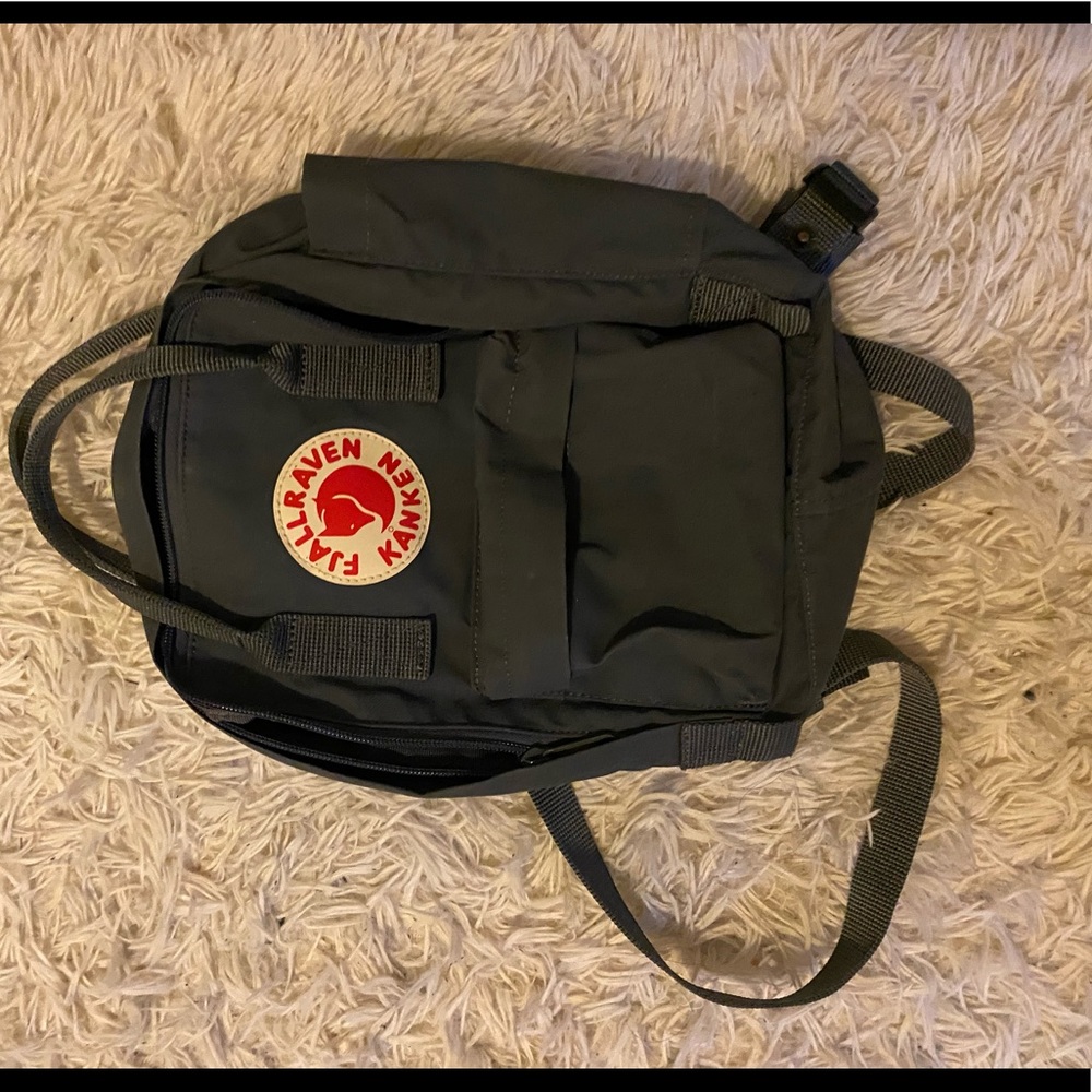 Mini backpack 🎒